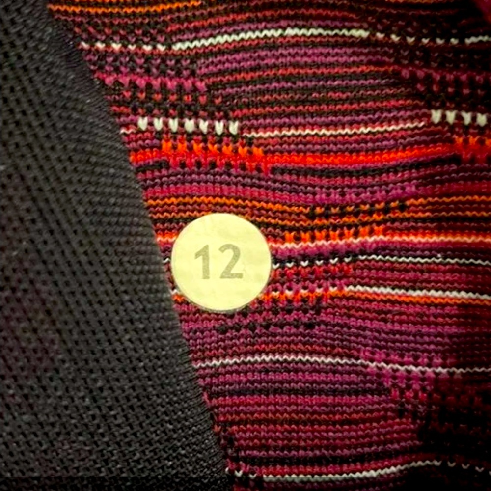 SOLD 🔥 Lululemon Athletica - Define Jacket - Picture 7 of 9